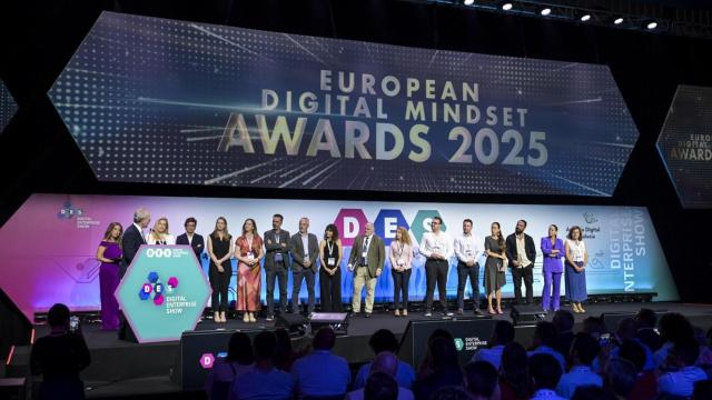El alcalde de Málaga, Francisco de la Torre, durante la gala de los European Digital Mindset Awards 2025, patrocinados por DISRUPTORES.