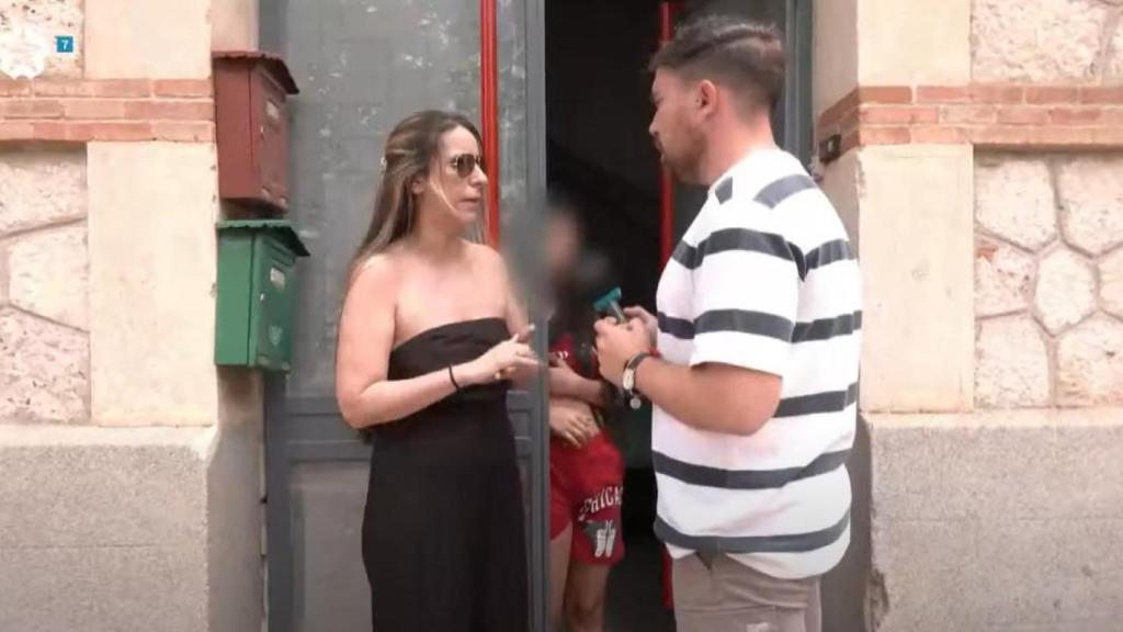 La okupa da la cara.