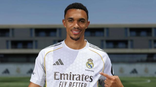 Trent Alexander-Arnold, en su presentación con el Real Madrid