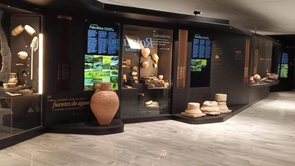 Sala exposición permanente del MUVI de Villena.