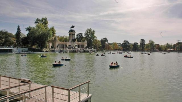 Estanque grande del Parque de El Retiro.