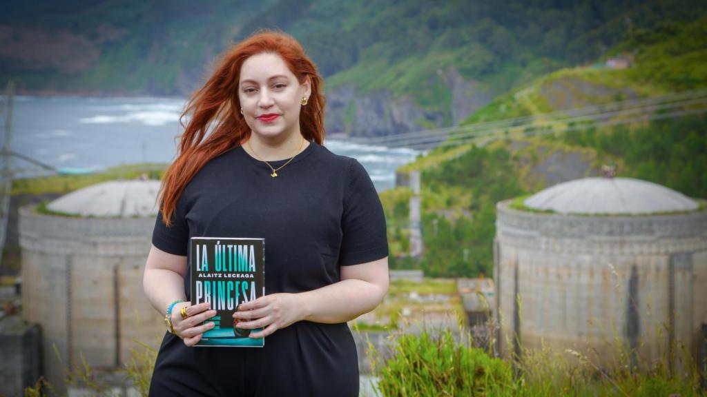 Alaitz Leceaga con su novela La Última Princesa.