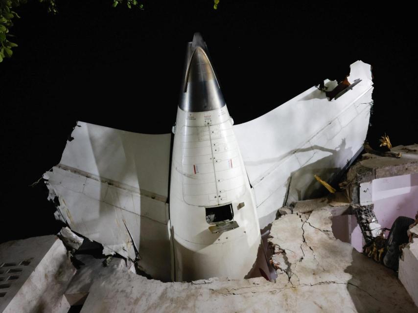 Consecuencias del accidente de Air India durante el despegue en Ahmedabad.