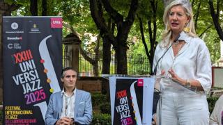 La concejala de Educación y Cultura, Irene Carvajal, durante la presentación de la XXIII edición de Universijazz