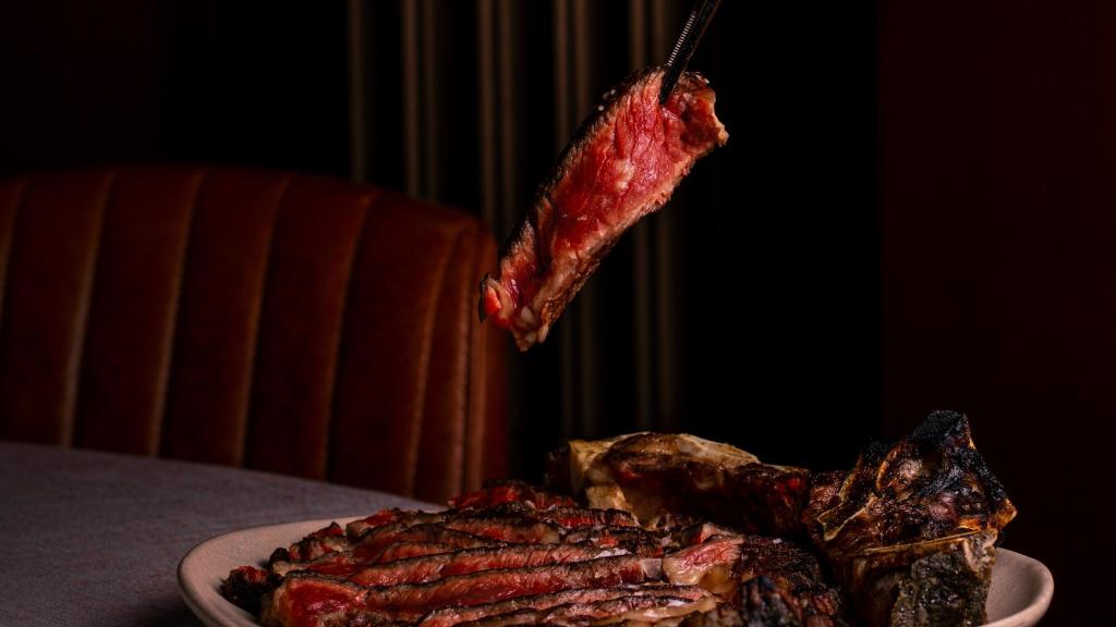 Técnica y producto marcan el éxito de Char Fuego y Brasas.