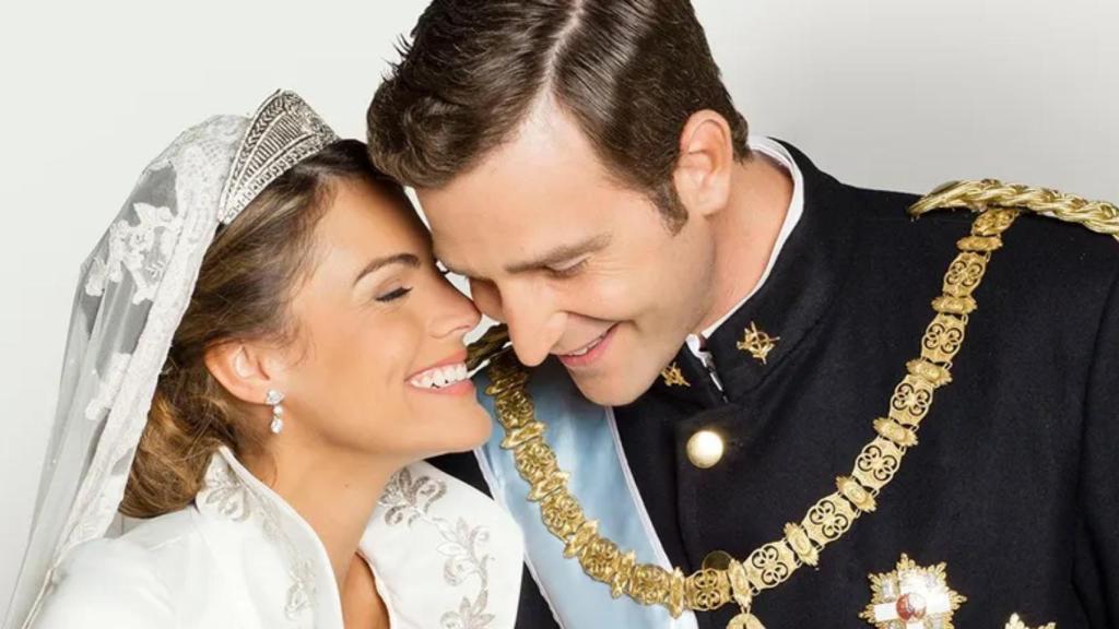 Amaia Salamanca y Fernando Gil dieron vida a Letizia Ortiz y a Don Felipe de Borbón y Grecia.