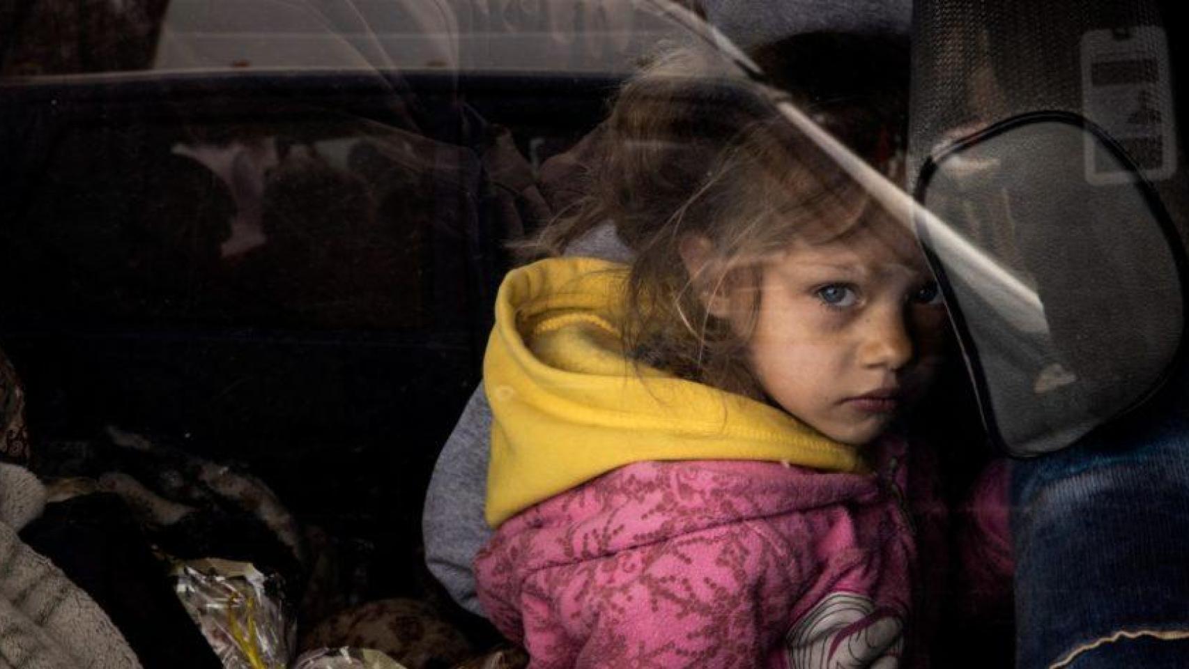 Niña ucraniana en imagen de archivo.