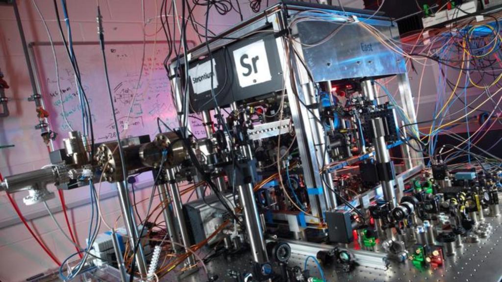 Reloj de red óptica de estroncio en el NPL.