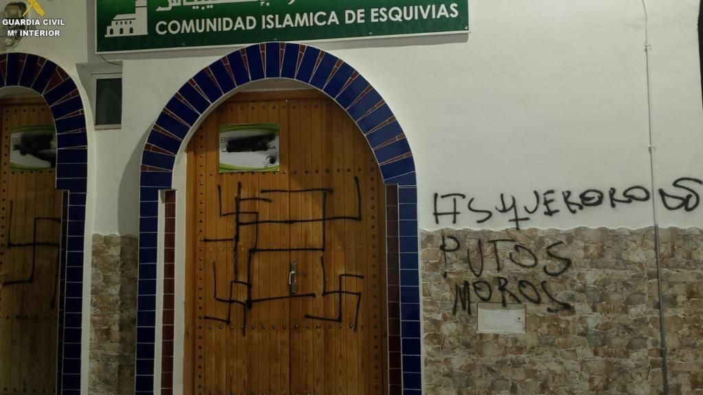 Imagen de la sede vandalizada.