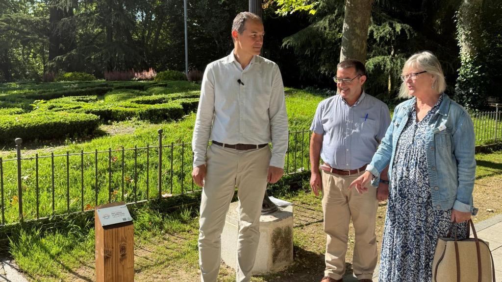El concejal de Medio Ambiente, Alejandro García Pellitero, presenta la nueva red de refugios climáticos