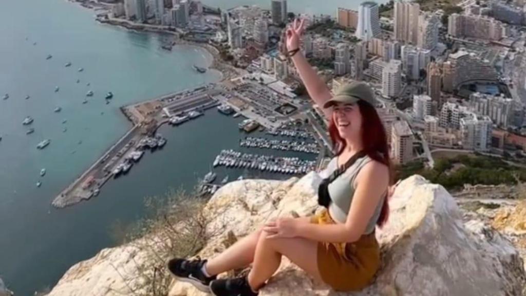Elena Herraiz en el Peñón de Ifach.