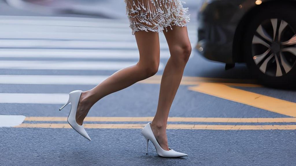 Los tacones altos dejaron todo el protagonismo a los más reducidos.