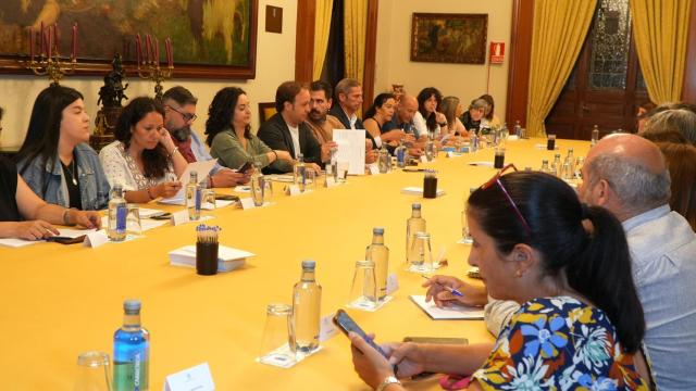 Reunión, este viernes 13 de junio, de la mesa sectorial de la vivienda en el Palacio de María Pita.