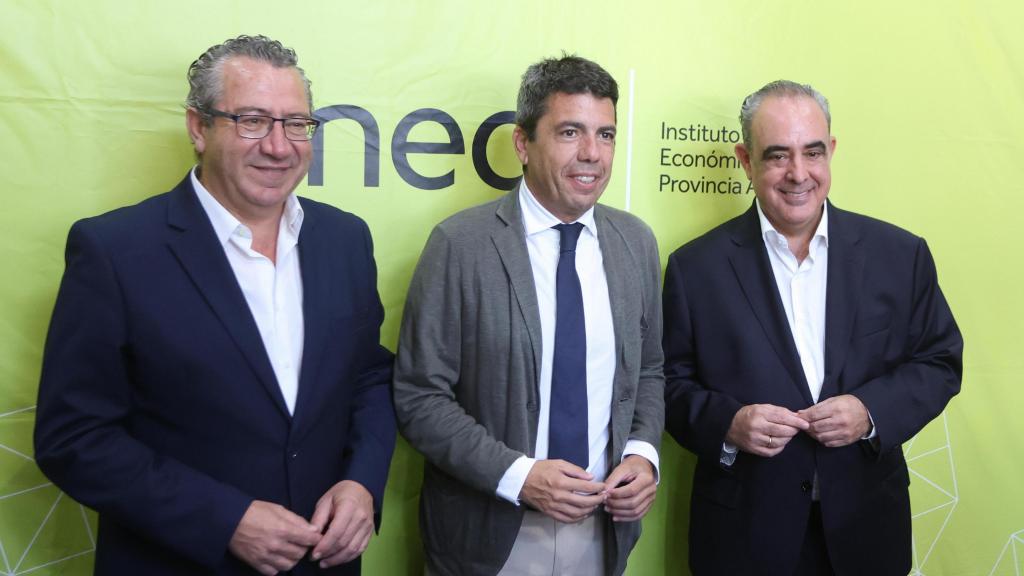 Toni Pérez, Carlos Mazón y Nacho Amirola.