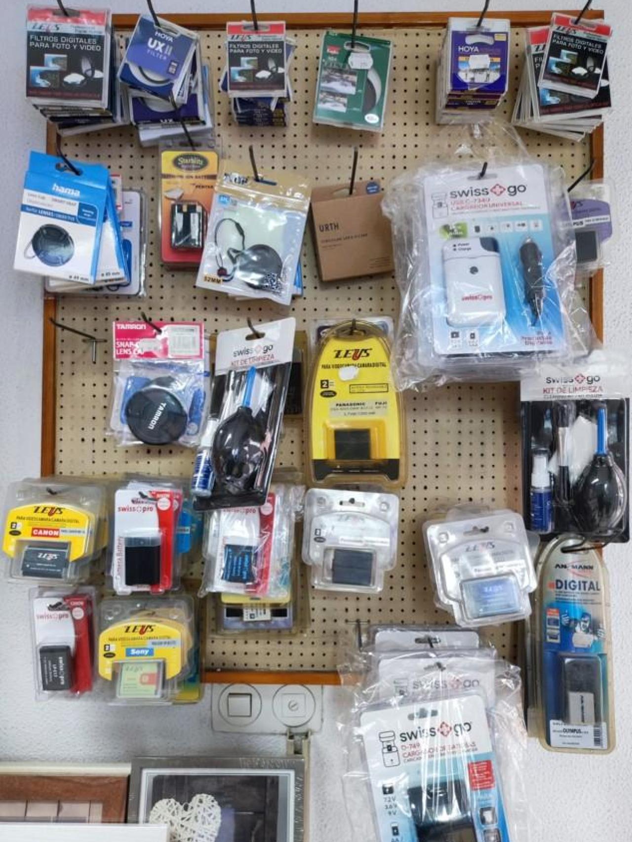 Accesorios para cámaras fotográficas en Foto Loly.