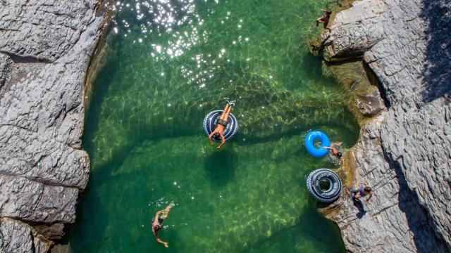 Zonas de baño del río Bellós.
