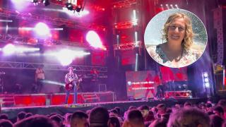 Uno de los conciertos de las fiestas y Laura García, concejala de Fiestas de Villada