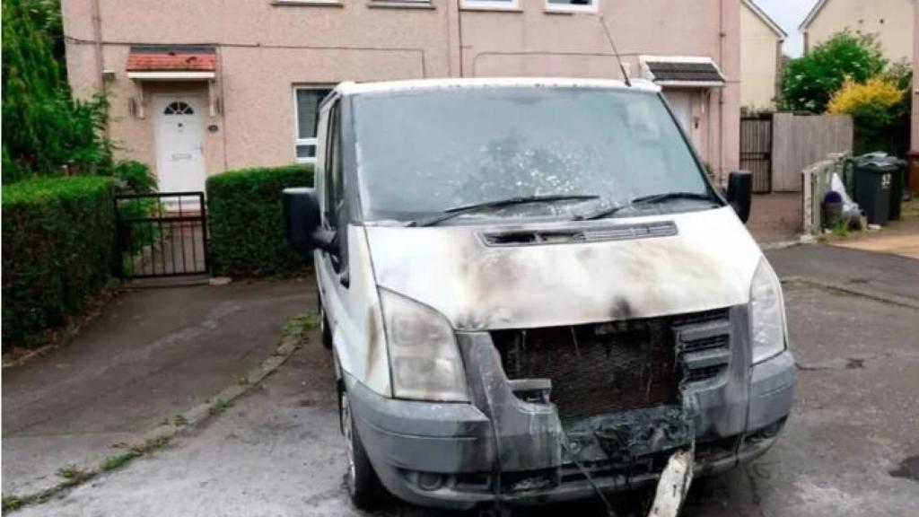 Ford Transit incendidada esta semana en Edimburgo.