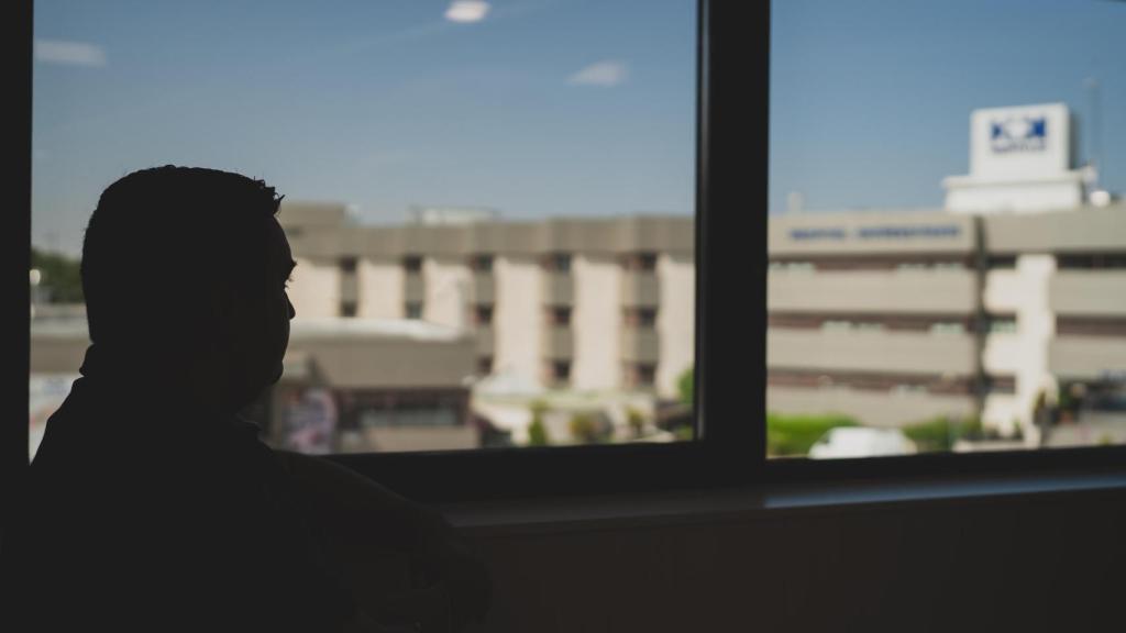 Rubén en las instalaciones del HM Fertility Center en la Comunidad de Madrid.