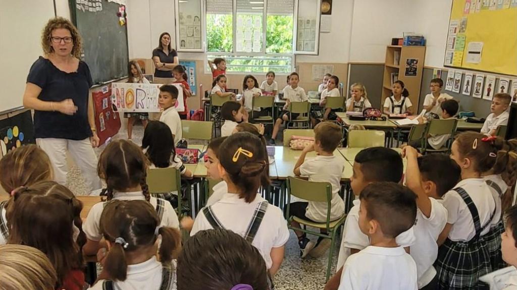 Niños del colegio Centro San Bartolomé, de Godella. EE