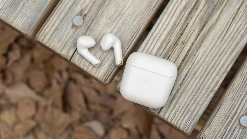 Sennheiser Accentum OPEN.