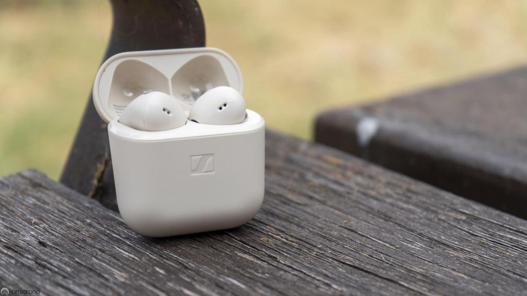 Sennheiser Accentum OPEN.