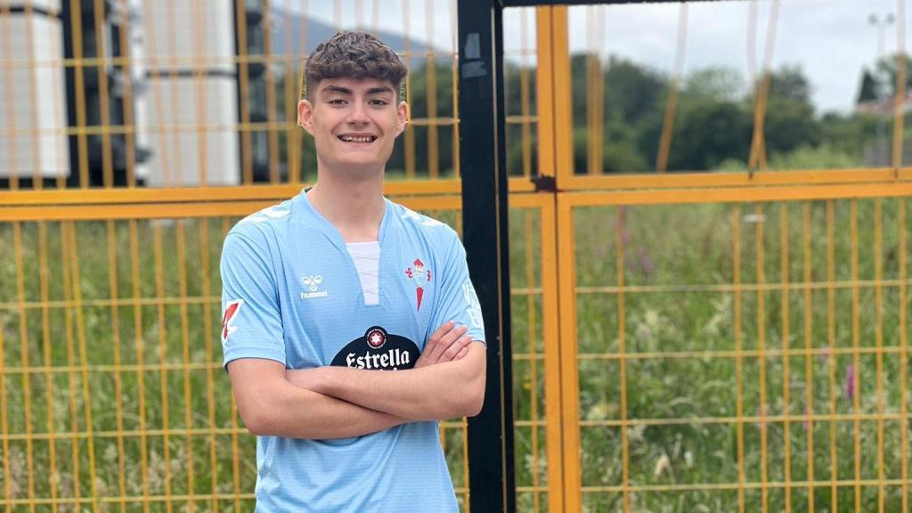 Dennís Gregorio, mejor nota de la PAU 2025 en Vigo