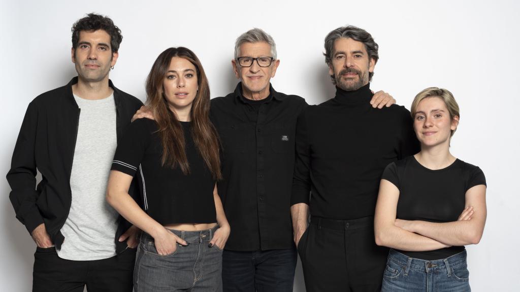 Elenco de 'Parecido a un asesinato'.