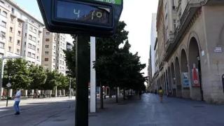 Imagen de archivo de un termómetro a 41 grandos en Paseo de la Independencia de Zaragoza