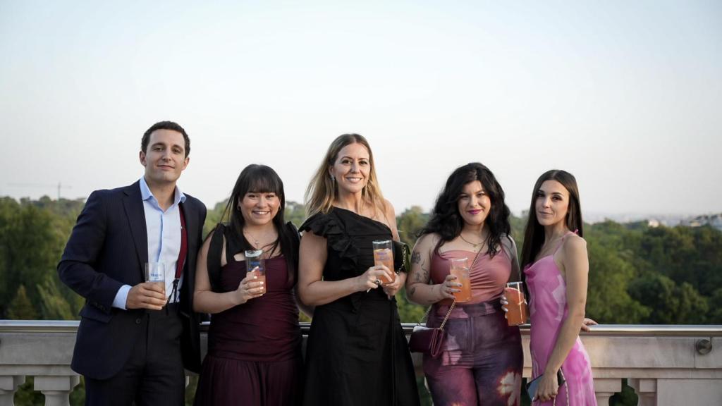 Alguno de los asistentes durante la velada.