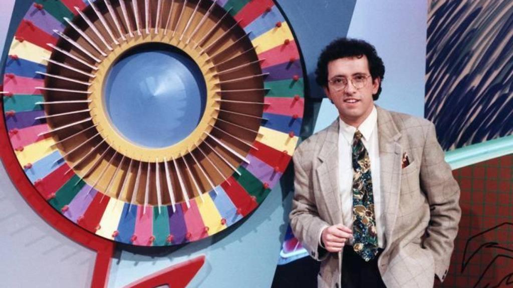 En 1991 fue presentador de Pictionary.