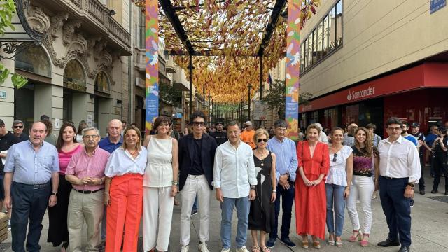 Inauguración de '4 Seasons' en la calle Ancha de Albacete.