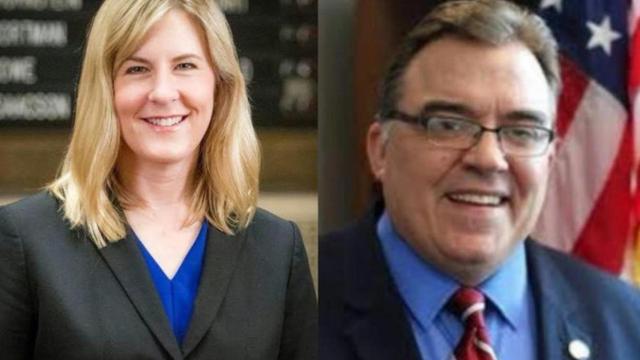 La congresista demócrata de Minnesota Melissa Hortman, asesinada este domingo, y el senador estatal John Hoffman, herido en el ataque.