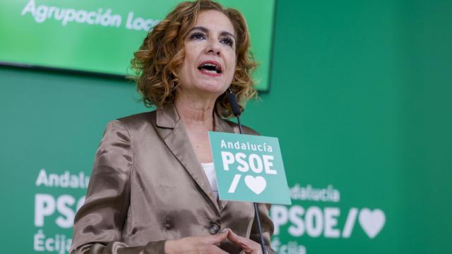 La vicesecretaria general del PSOE y secretaria general del PSOE de Andalucía, María Jesús Montero, este domingo en Écija.
