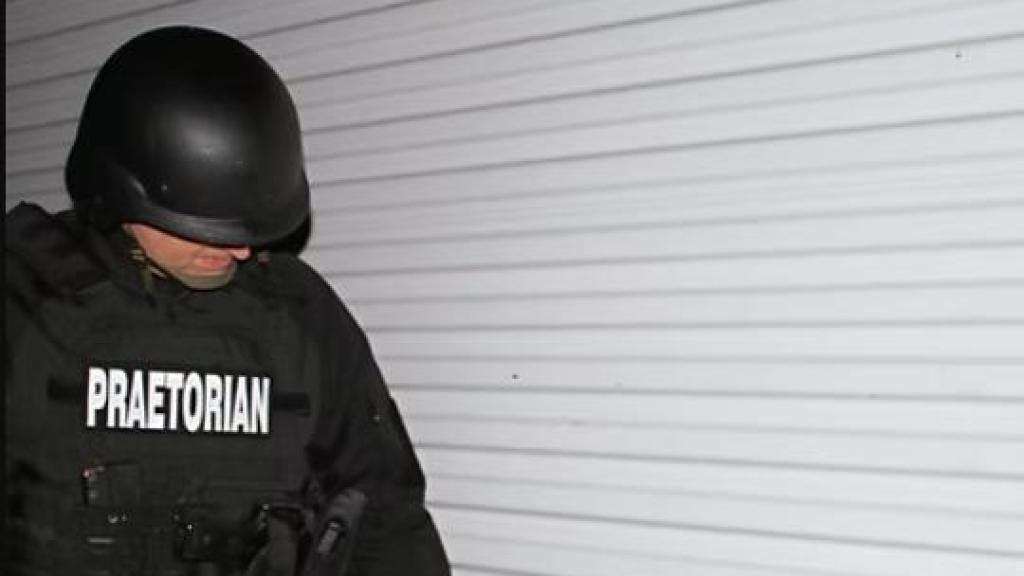 Miembro del equipo de seguridad de la empresa que gestionaba el presunto tirador de Minnesota.