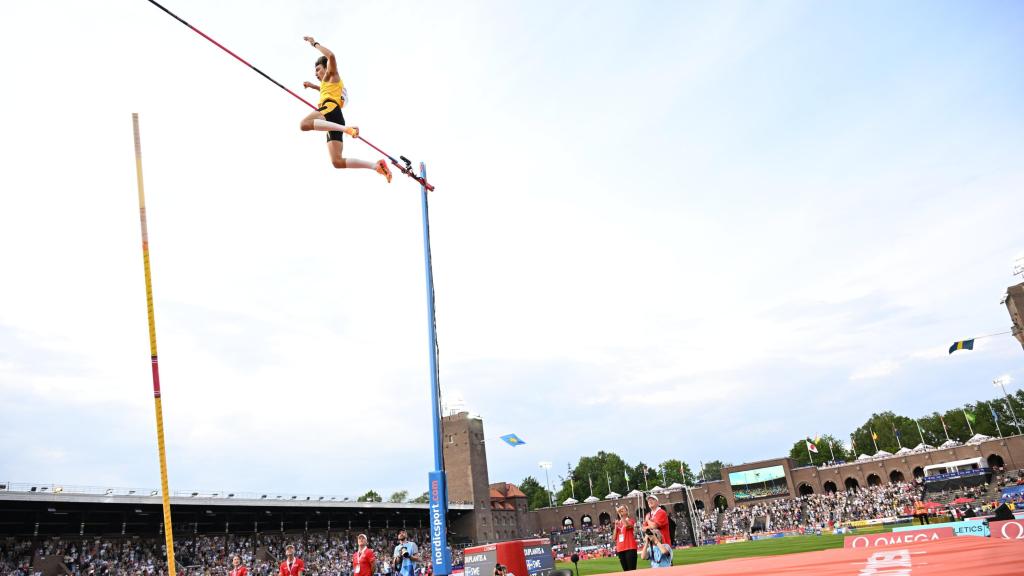 El salto de Duplantis ante la marca de los 6 metros y 28 centímetros.