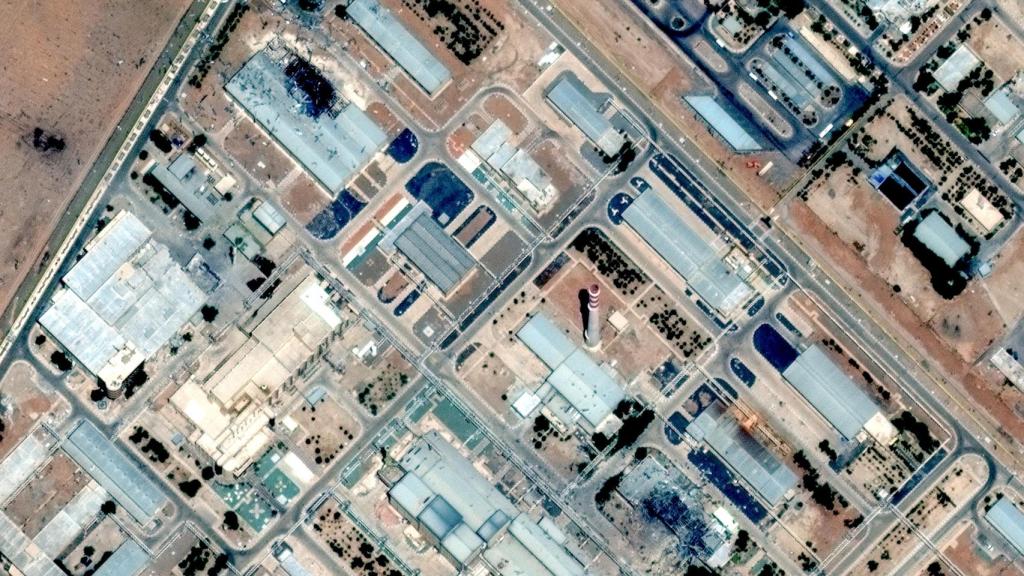 Una imagen satelital muestra la instalación de enriquecimiento de Isfahán, en Irán.