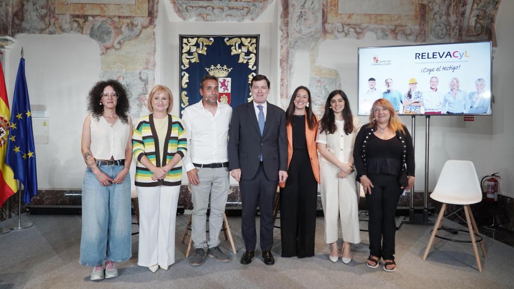 El presidente de la Junta, Alfonso Fernández Mañueco, durante la presentación del programa RelevaCyL, este lunes en el Monasterio de Nuestra Señora del Prado de Valladolid