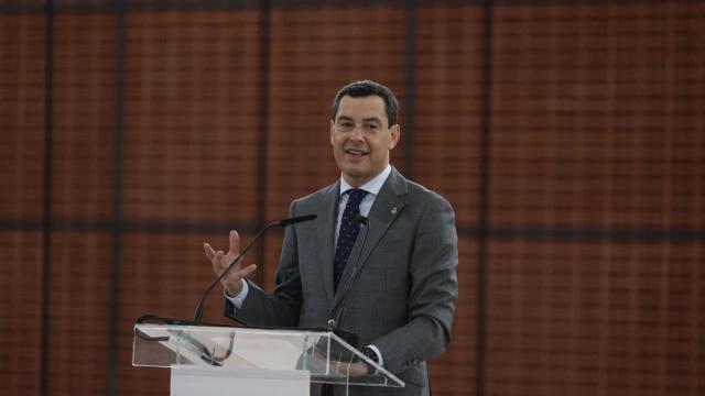 Juanma Moreno este lunes en Málaga.