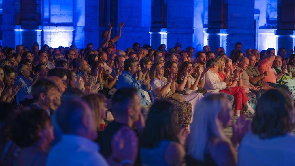El público disfrutando del recital.