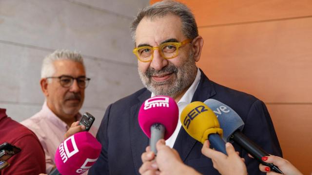 El consejero de Sanidad, Jesús Fernández Sanz.