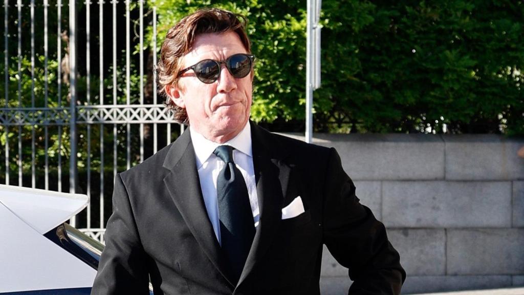 Colate asiste a la misa funeral en memoria de Alfonso de Borbón y Escasany en la iglesia de San Jerónimo el Real