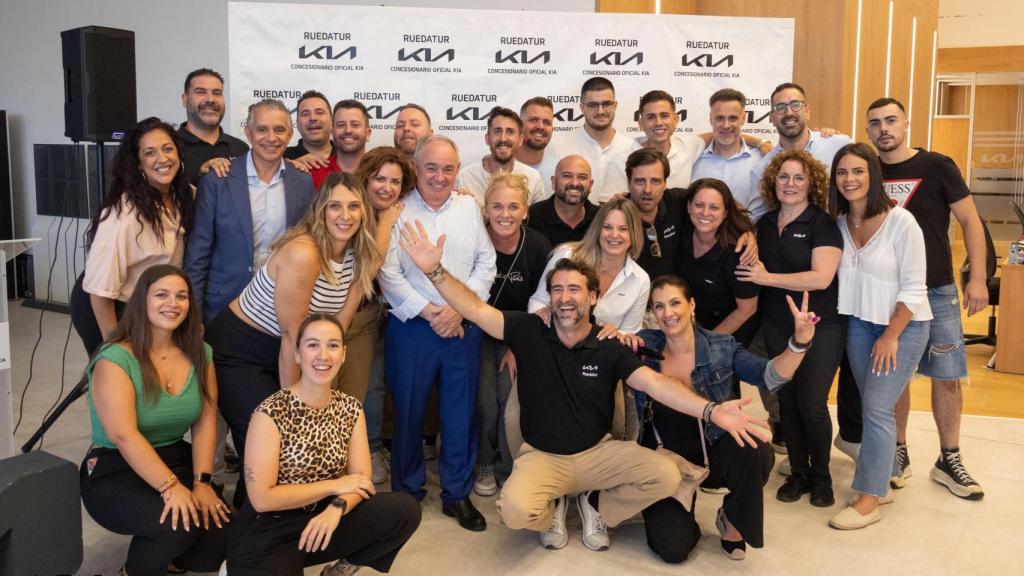 Equipo humano de Ruedatur KIA.