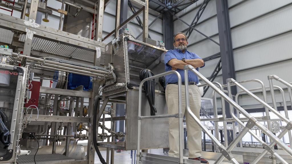 En el edificio UGR-DONES comienzan a llegar máquinas que sirven de prototipo a todo aquello que se desarrollará, en los próximos años, en IFMIF-DONES.