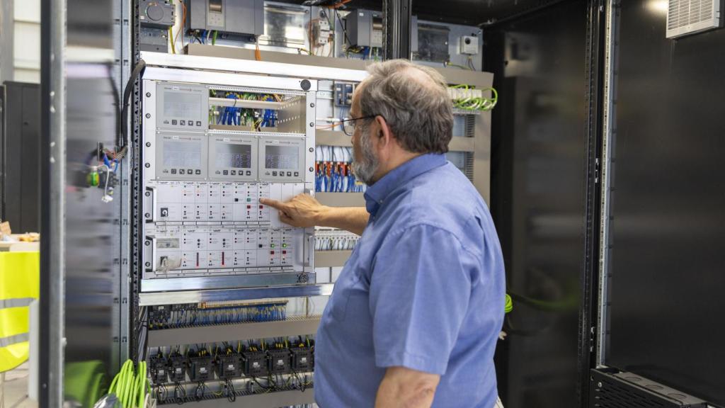 El doctor Ibarra en el centro IFMIF-DONES de Escúzar (Granada).