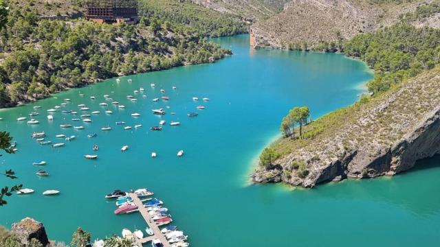 Vista aérea del embalse de Bolarque.