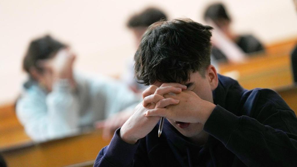 Alumnos durante el primer día de la PAU 2025, imagen de archivo. Europa Press / Álvaro Ballesteros