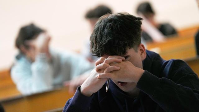 Alumnos durante el primer día de la PAU 2025, imagen de archivo. Europa Press / Álvaro Ballesteros