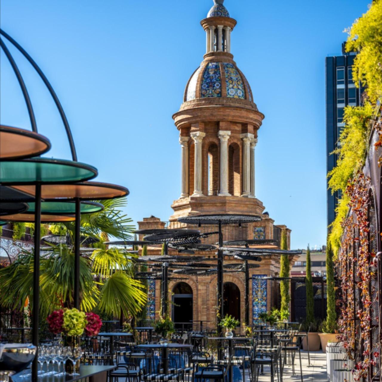 Terraza de ABC Serrano.