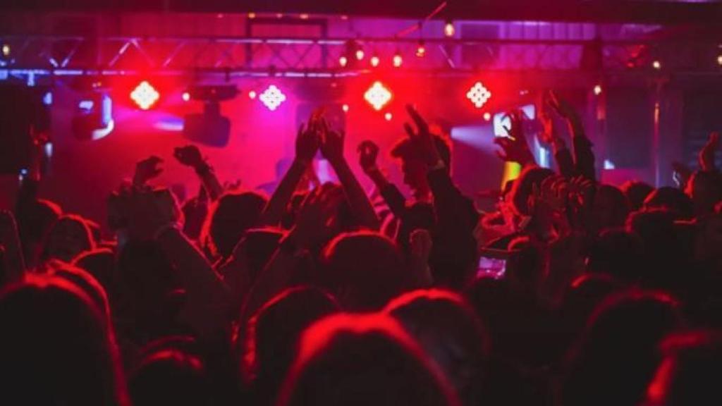 Interior de una discoteca / UNSPLASH